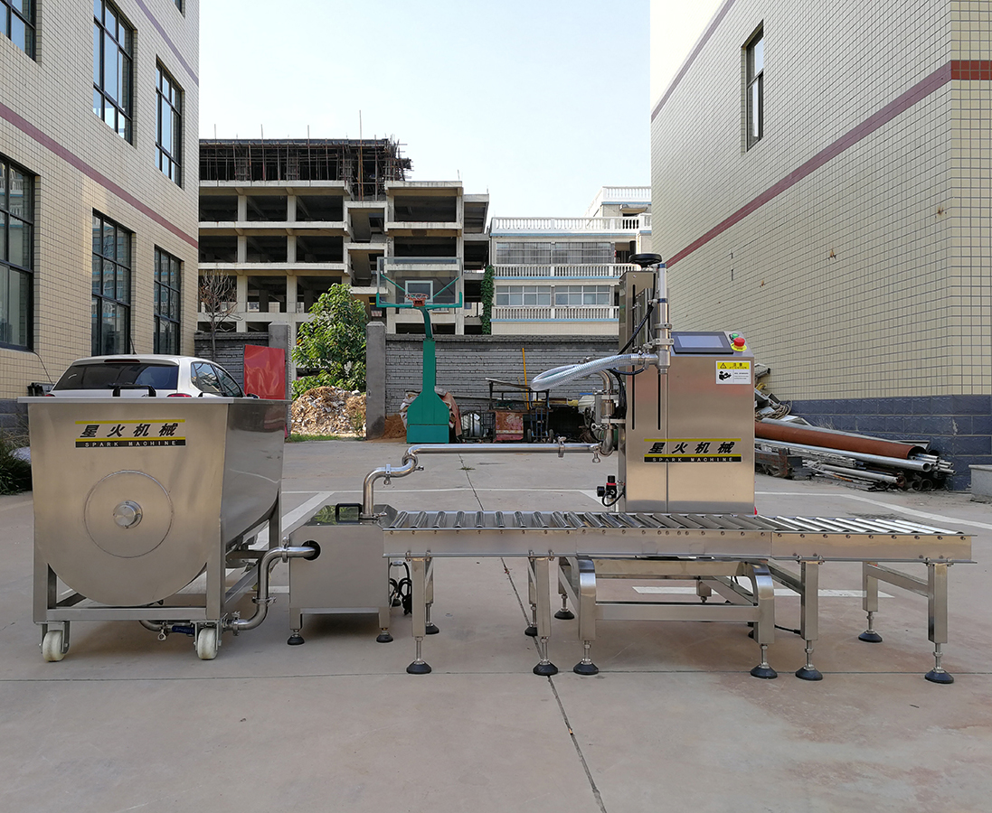 西安單頭稱重醬料灌裝機